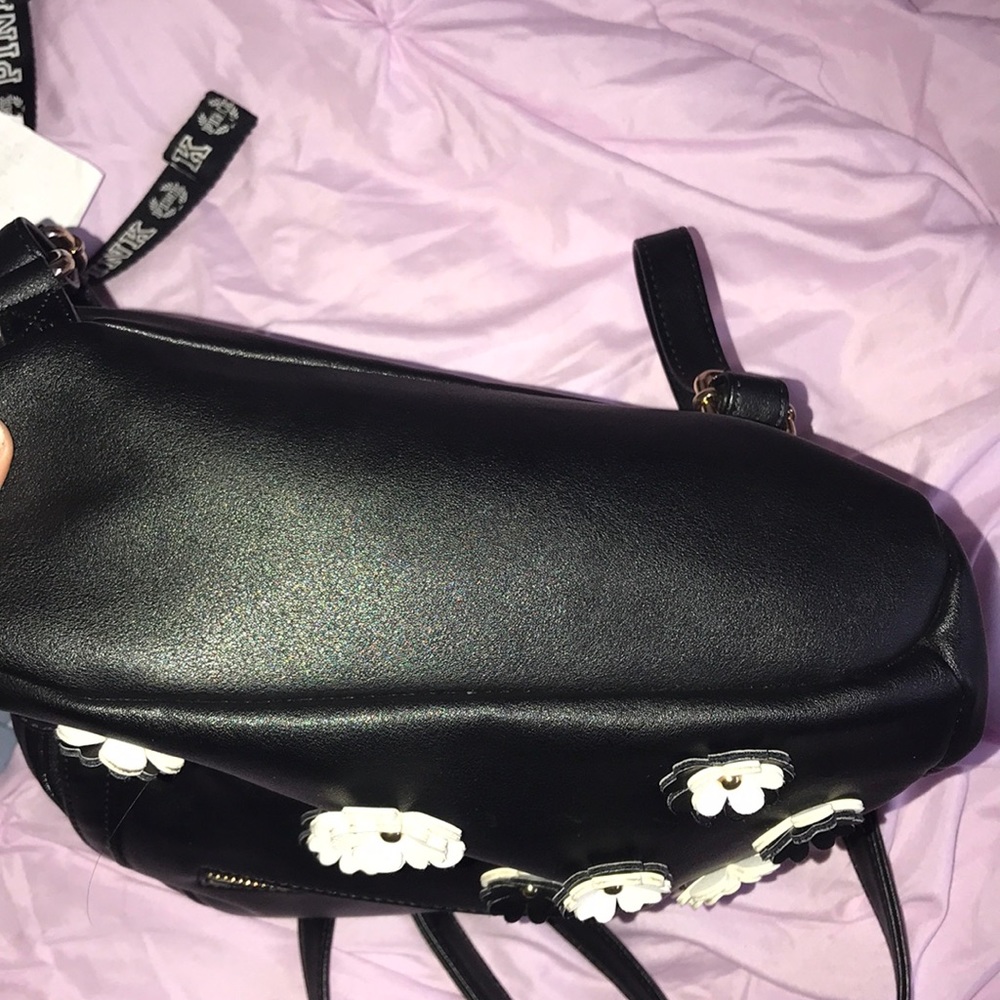 Flowery Back Pack - Picture 6 of 6